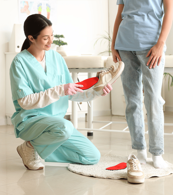 A clinic offering easy 1-2-3 fit, test and take home shoes for men and women with diabetes who need custom footwear for specific foot conditions such as bunions, flat foot, heel spurs and more.